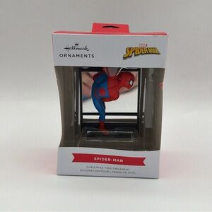 Hallmark Marvel Spider Man Christmas Tree Ornament